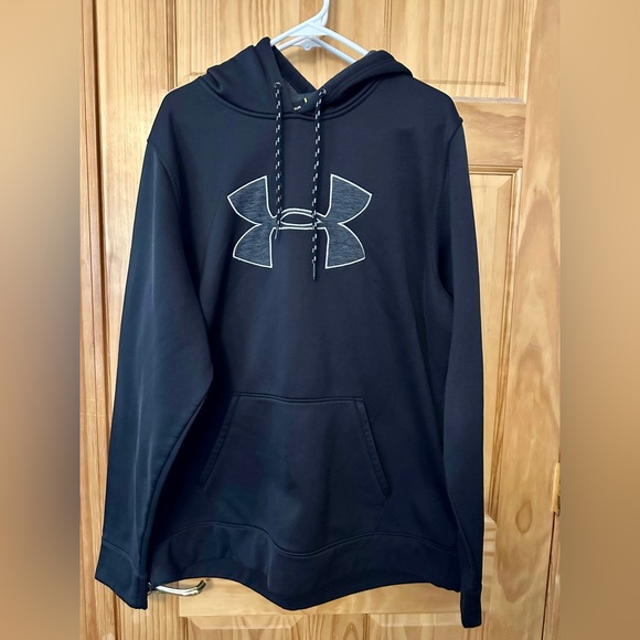 Men’s XL Under Armour hoodie - Picture 1 of 3